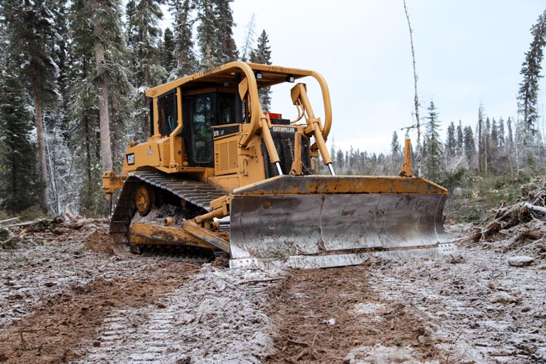 Exact Harvesting - La Crete, Alberta - Log Equipment, Crawler